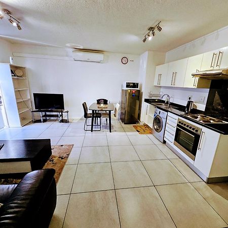 Kingelph Home-Stay Windhoek Kültér fotó